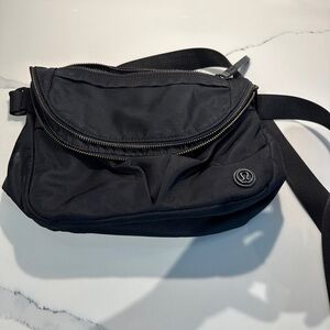 Lululemon 5L Festival Bag